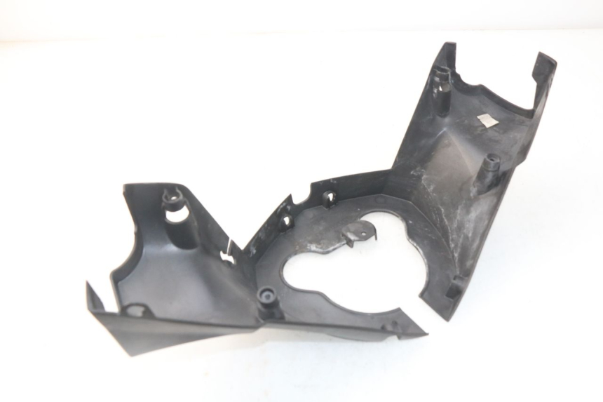 photo de OSŁONA KIEROWNICY TYLNA PEUGEOT SATELIS 500 (2007 - 2013) - Zbliżenie techniczne