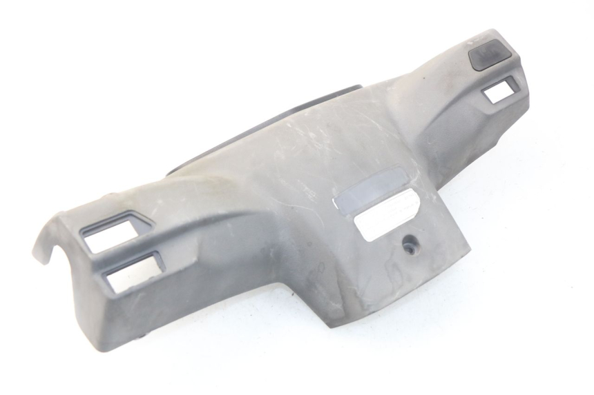 photo de OSŁONA TYLNEJ KIEROWNICY HONDA SES DYLAN 125 (2002 - 2006) - Zbliżenie techniczne