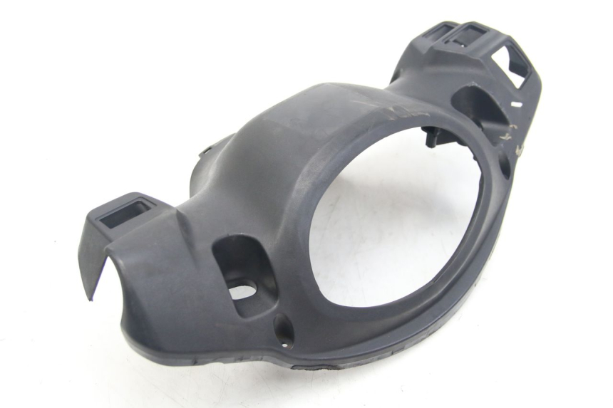 photo de OSŁONA KIEROWNICY TYLNA SUZUKI SIXTEEN 125 (2008 - 2010) - Widok główny