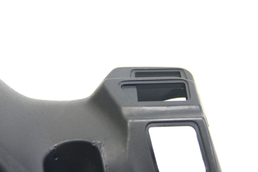 photo de OSŁONA KIEROWNICY TYLNA SUZUKI SIXTEEN 125 (2008 - 2010) - Widok produktu