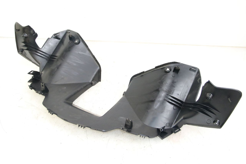 photo de OSŁONA TYLNEJ KIEROWNICY MBK SKYCRUISER 125 (2006 - 2009) - Inny kąt widzenia