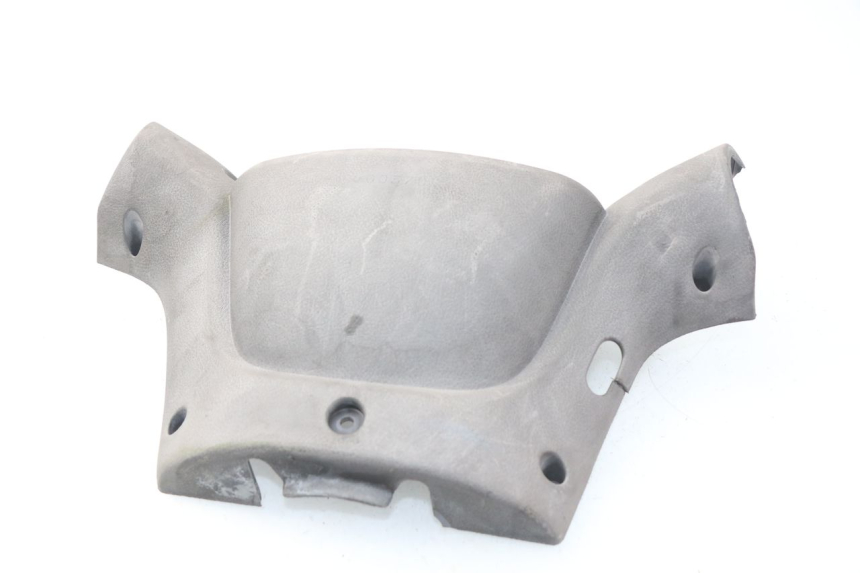 photo de OSŁONA TYLNEJ KIEROWNICY MBK SKYLINER 125 (2004 - 2007) - Szczegół części