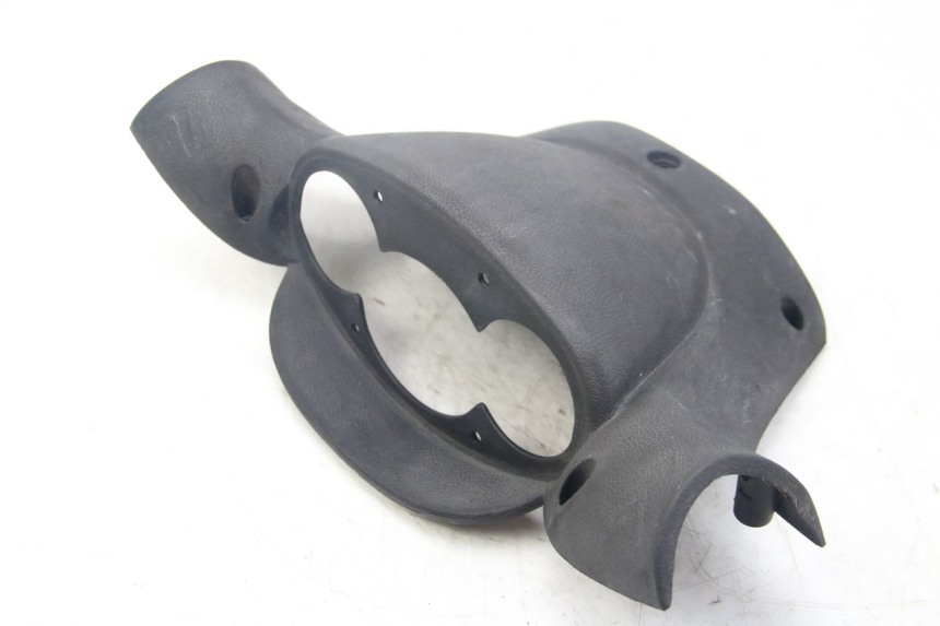 photo de OSŁONA TYLNEJ KIEROWNICY MBK SKYLINER 125 (1998 - 2001) - Zoom stanu zużycia