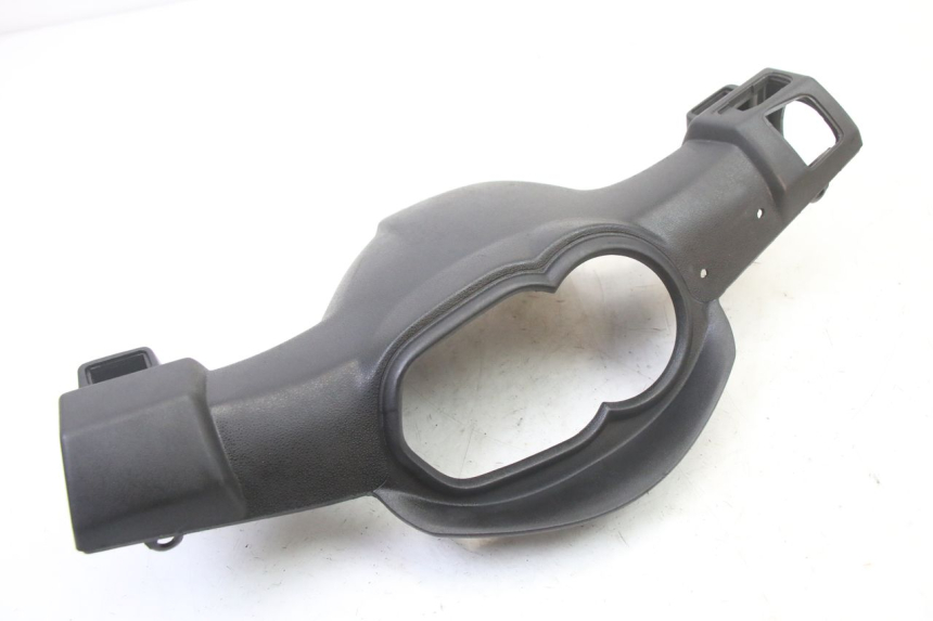 photo de OSŁONA TYLNEJ KIEROWNICY APRILIA SR 2T 50 (2018 - 2022) - Szczegół części