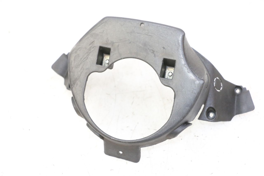 photo de OSŁONA TYLNEJ KIEROWNICY APRILIA SR R 2T LC 50 (2018 - 2021) - Zoom stanu zużycia