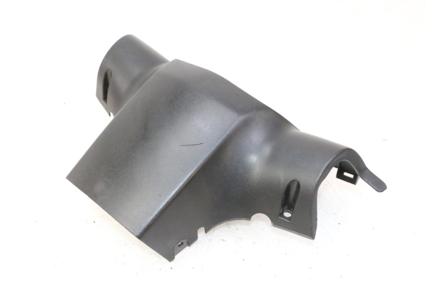 photo de OSŁONA KIEROWNICY TYLNA PEUGEOT STREETZONE I 2T 50 (2018 - 2020) - Szczegół części