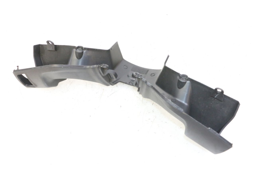 photo de OSŁONA KIEROWNICY TYLNA APRILIA SXR 50 (2021 - 2023) - Stan powierzchni