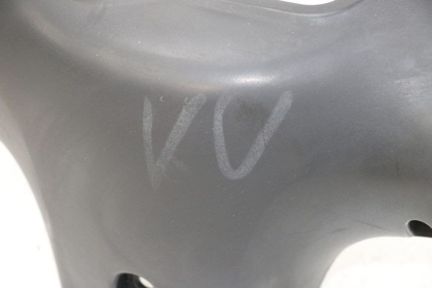 photo de OSŁONA KIEROWNICY TYLNA SYM ORBIT 2 4T 50 (2018 - 2022) - Szczegół części