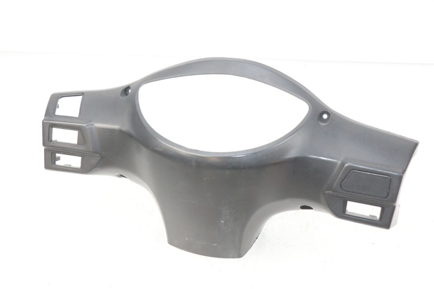 photo de OSŁONA TYLNEJ KIEROWNICY PEUGEOT TWEET 4T 50 (2018 - 2022) - Zbliżenie techniczne