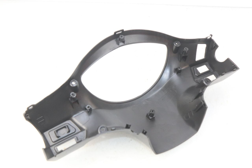 photo de OSŁONA TYLNEJ KIEROWNICY PEUGEOT TWEET 4T 50 (2018 - 2022) - Punkty mocowania