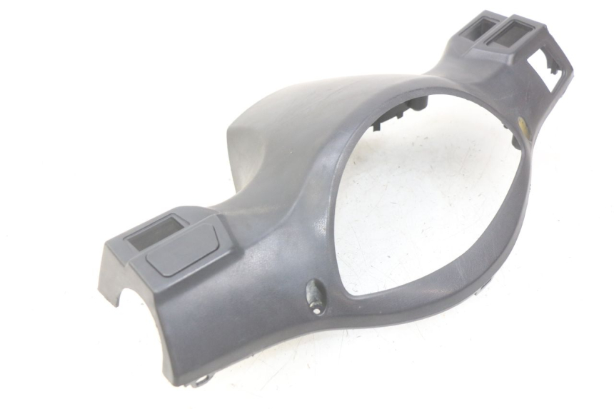 photo de OSŁONA TYLNEJ KIEROWNICY PEUGEOT TWEET 4T 50 (2010 - 2014) - Zbliżenie techniczne