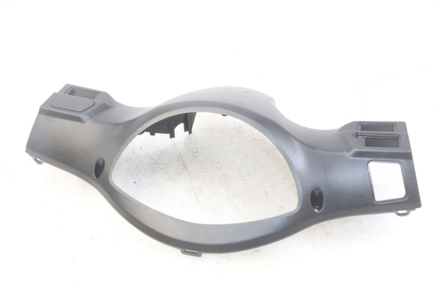 photo de OSŁONA TYLNEJ KIEROWNICY PEUGEOT TWEET 4T 50 (2010 - 2014) - Szczegół części