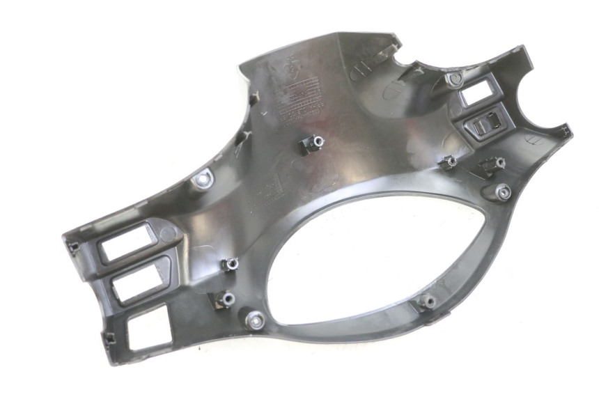 photo de OSŁONA TYLNEJ KIEROWNICY PEUGEOT TWEET 4T 50 (2018 - 2022) - Zbliżenie techniczne