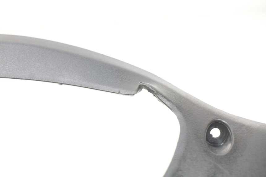 photo de OSŁONA TYLNEJ KIEROWNICY PEUGEOT TWEET ACTIVE 4T 50 (2018 - 2022) - Zbliżenie techniczne