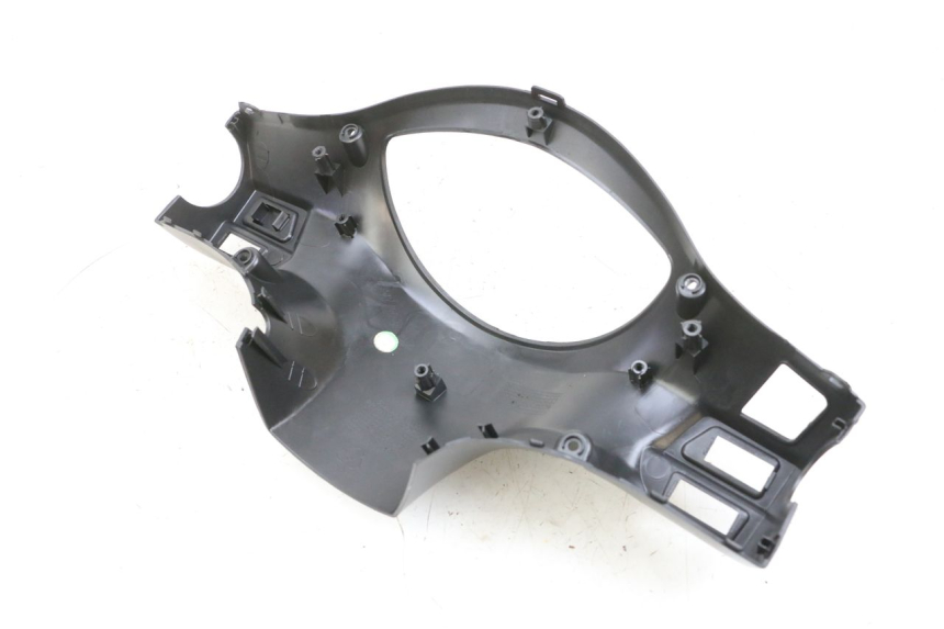 photo de OSŁONA TYLNEJ KIEROWNICY PEUGEOT TWEET PRO EFI 4T 50 (2021 - 2022) - Szczegół części