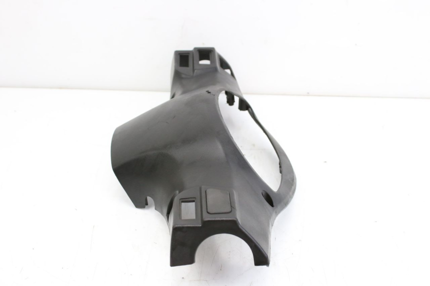 photo de OSŁONA KIEROWNICY TYLNA PEUGEOT TWEET 125 (2010 - 2017) - Punkty mocowania