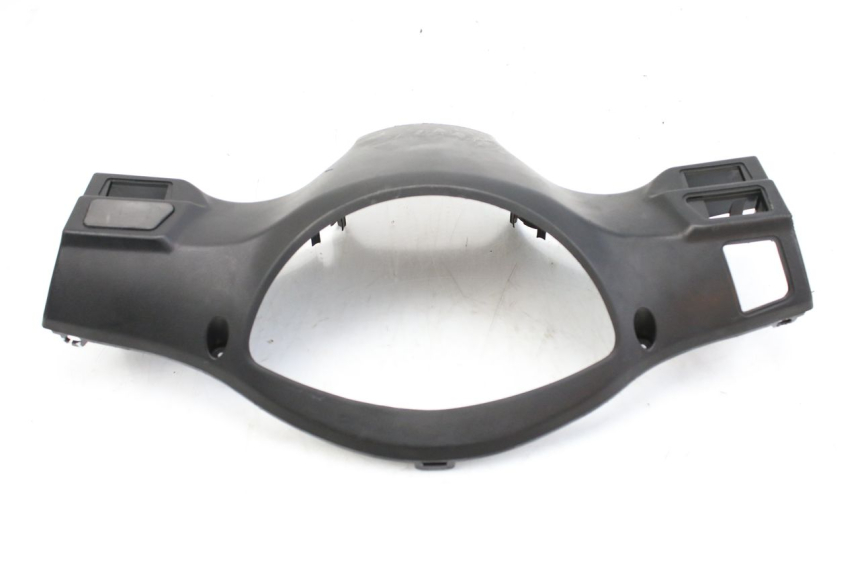 photo de OSŁONA KIEROWNICY TYLNA PEUGEOT TWEET 125 (2010 - 2017) - Zoom stanu zużycia