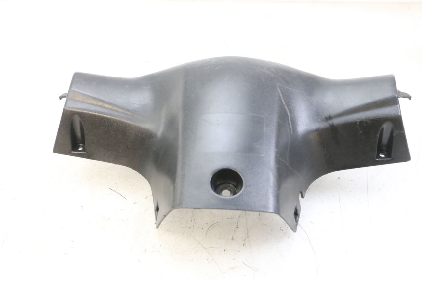 photo de OSŁONA TYLNEJ KIEROWNICY PEUGEOT V-CLIC VCLIC 50 (2007 - 2013) - Szczegół części