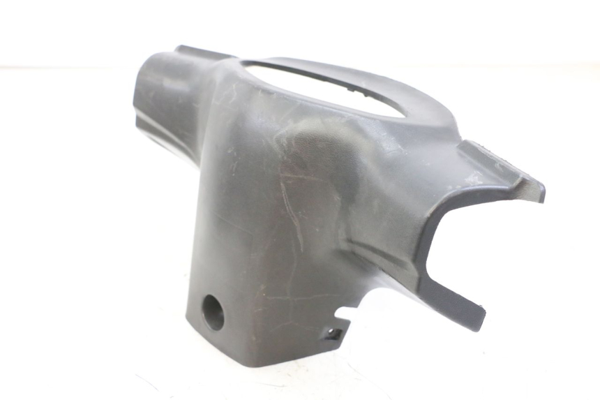 photo de OSŁONA TYLNEJ KIEROWNICY PEUGEOT V-CLIC VCLIC 50 (2007 - 2013) - Zbliżenie techniczne