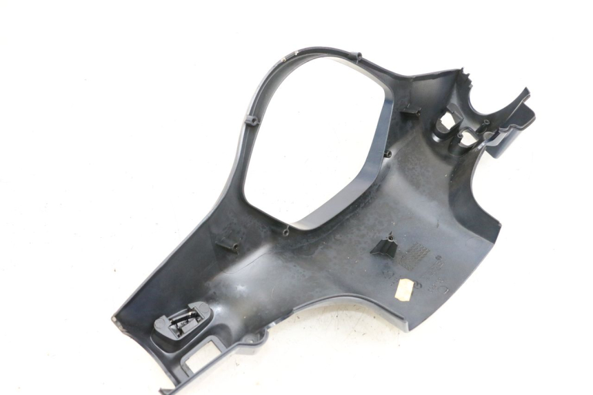 photo de OSŁONA TYLNEJ KIEROWNICY PIAGGIO VESPA LX 125 (2005 - 2010) - Widok ogólny