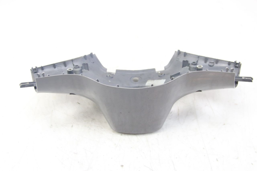 photo de OSŁONA KIEROWNICY TYLNA PIAGGIO VESPA SPRINT 2T 50 (2014 - 2018) - Widok główny