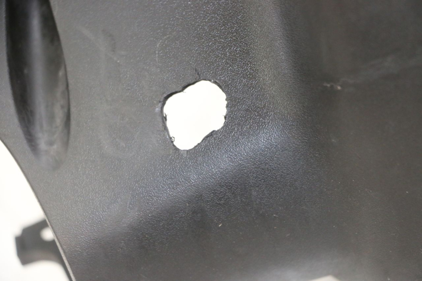 photo de OSŁONA TYLNEJ KIEROWNICY PEUGEOT VIVACITY NEW 4T 50 (2008 - 2017) - Szczegół części