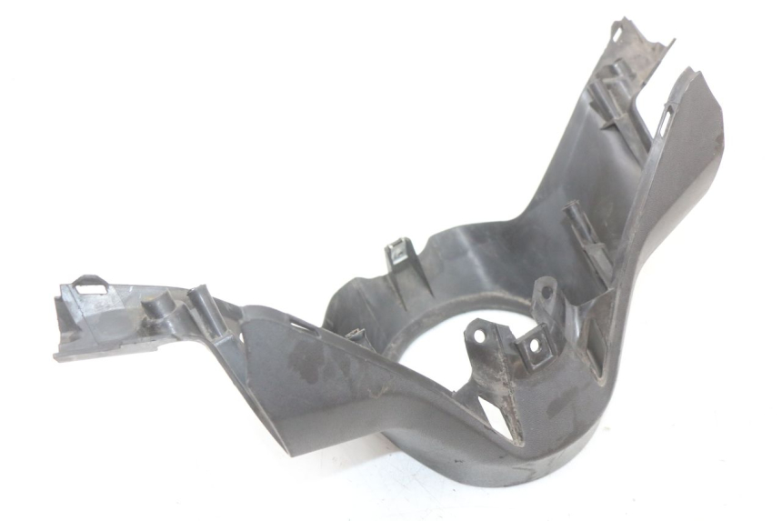 photo de OSŁONA KIEROWNICY TYLNA YAMAHA XMAX X-MAX ABS 125 (2017 - 2020) - Szczegół części