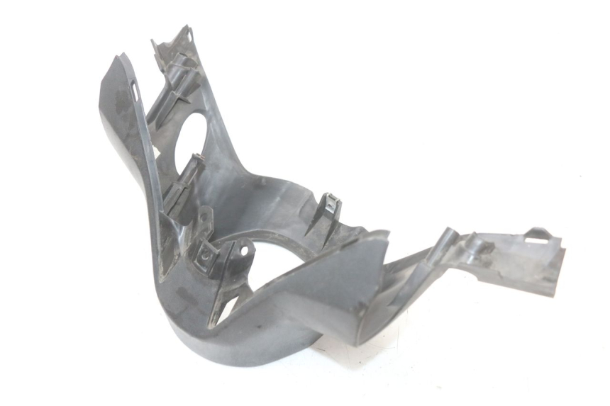 photo de OSŁONA KIEROWNICY TYLNA YAMAHA XMAX X-MAX ABS 125 (2017 - 2020) - Zoom stanu zużycia