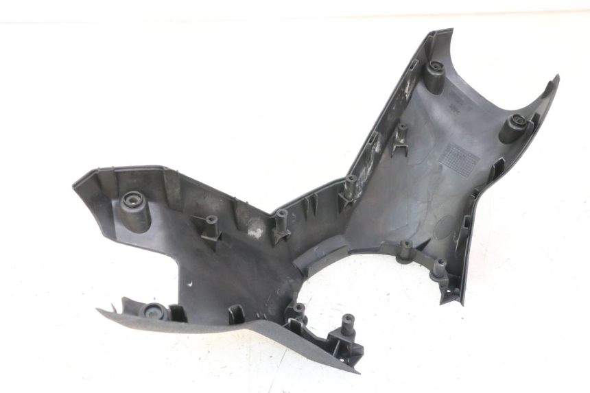 photo de OSŁONA TYLNEJ KIEROWNICY YAMAHA X-MAX XMAX ABS 250 (2010 - 2012) - Zbliżenie techniczne