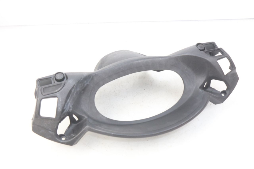 photo de OSŁONA TYLNEJ KIEROWNICY PIAGGIO X7 125 (2007 - 2013) - Punkty mocowania