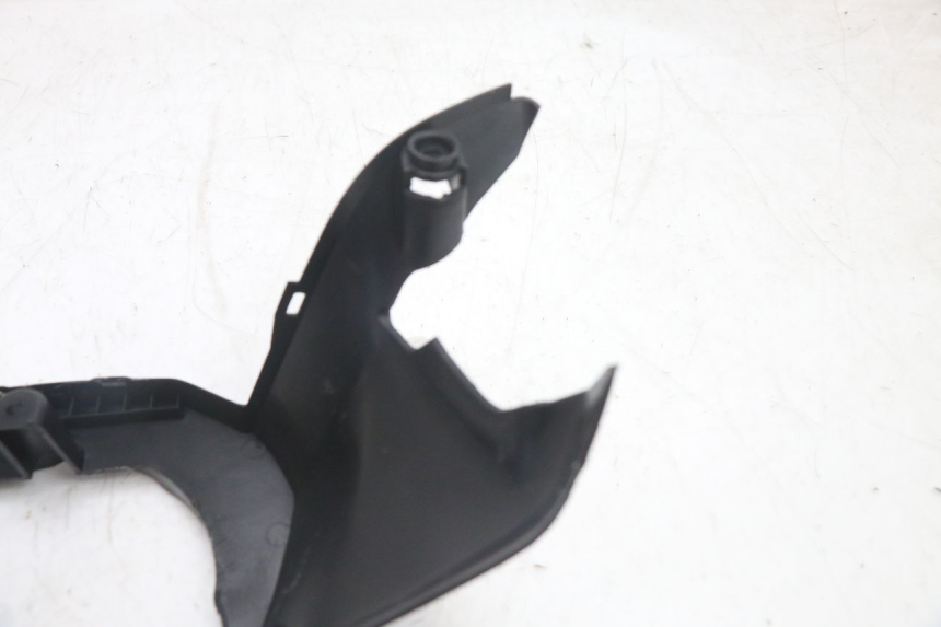 photo de OSŁONA TYLNEJ KIEROWNICY YAMAHA XP T-MAX ABS 500 (2005 - 2005) - Zoom stanu zużycia