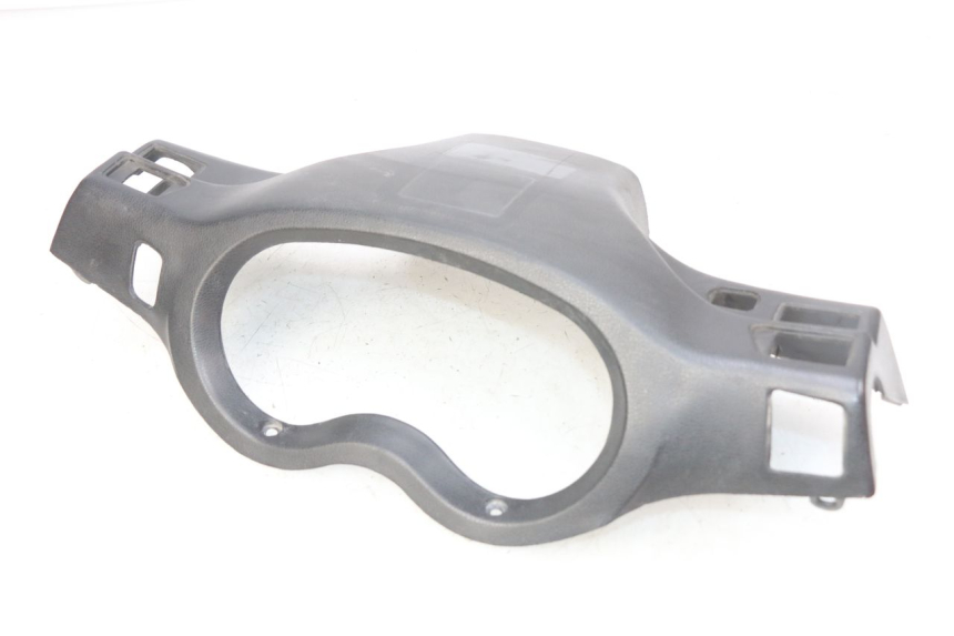 photo de OSŁONA KIEROWNICY TYLNA YIYING YY50QT-10 50 (2007 - 2022) - Zbliżenie techniczne