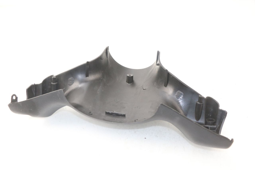 photo de OSŁONA KIEROWNICY TYLNA PIAGGIO ZIP 2T 50 (2009 - 2019) - Inny kąt widzenia