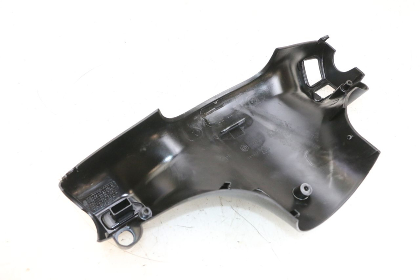 photo de OSŁONA KIEROWNICY TYLNA PIAGGIO ZIP 2T 50 (2009 - 2019) - Inny kąt widzenia