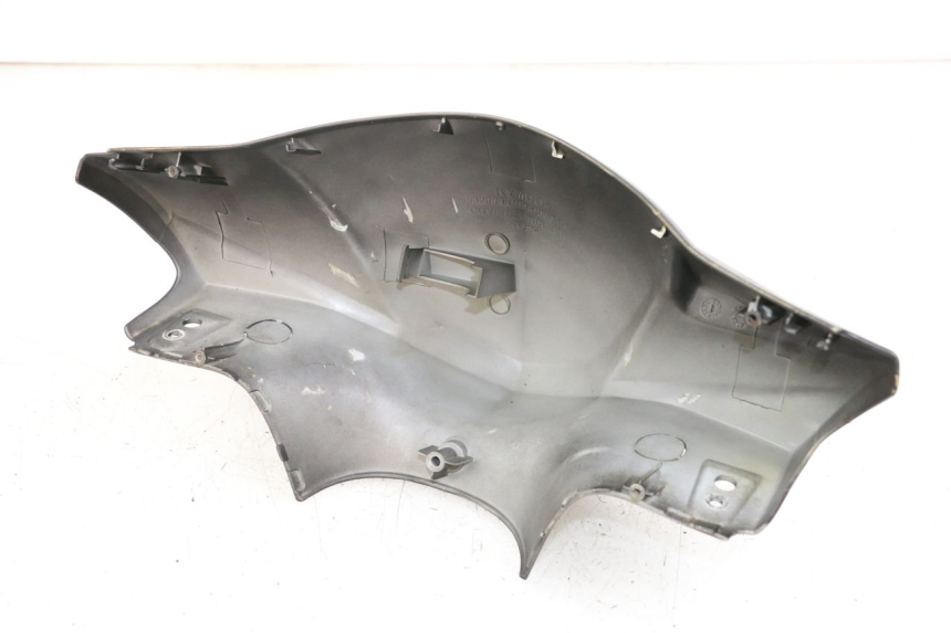 photo de OSŁONA KIEROWNICY PRZEDNIA KYMCO AGILITY PREMIUM 50 (2007 - 2010) - Stan powierzchni