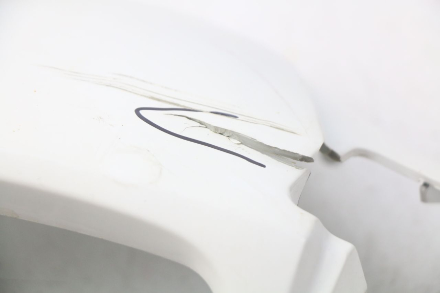 photo de OSŁONA KIEROWNICY PRZEDNIA PGO BIG MAX 50 (2001 - 2009) - Stan powierzchni