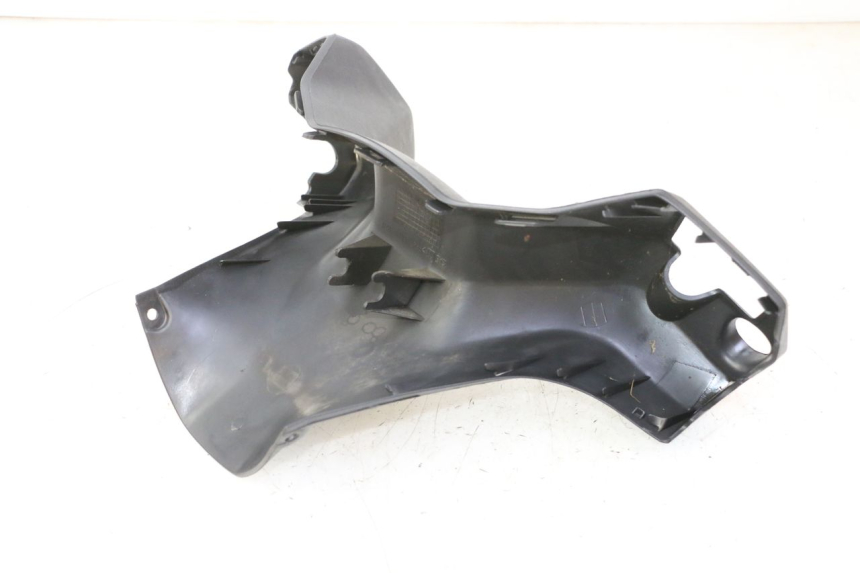 photo de OSŁONA KIEROWNICY PRZEDNIA SUZUKI BURGMAN 125 (2007 - 2014) - Zoom stanu zużycia