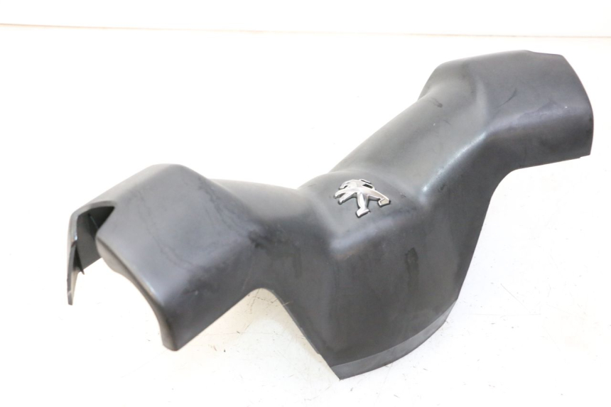 photo de OSŁONA KIEROWNICY PRZEDNIA PEUGEOT CITYSTAR 50 (2013 - 2017) - Zbliżenie techniczne