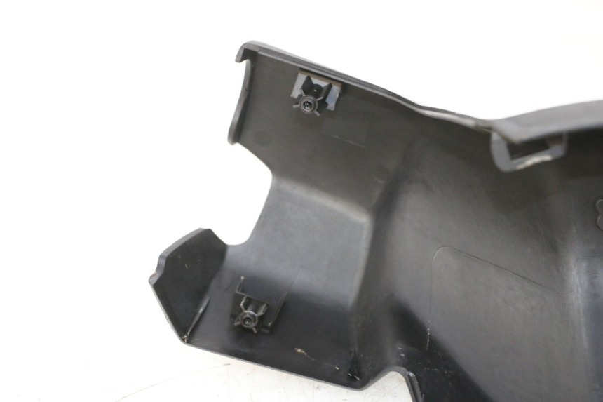 photo de OSŁONA KIEROWNICY PRZEDNIA PEUGEOT CITYSTAR 50 (2013 - 2017) - Zbliżenie techniczne