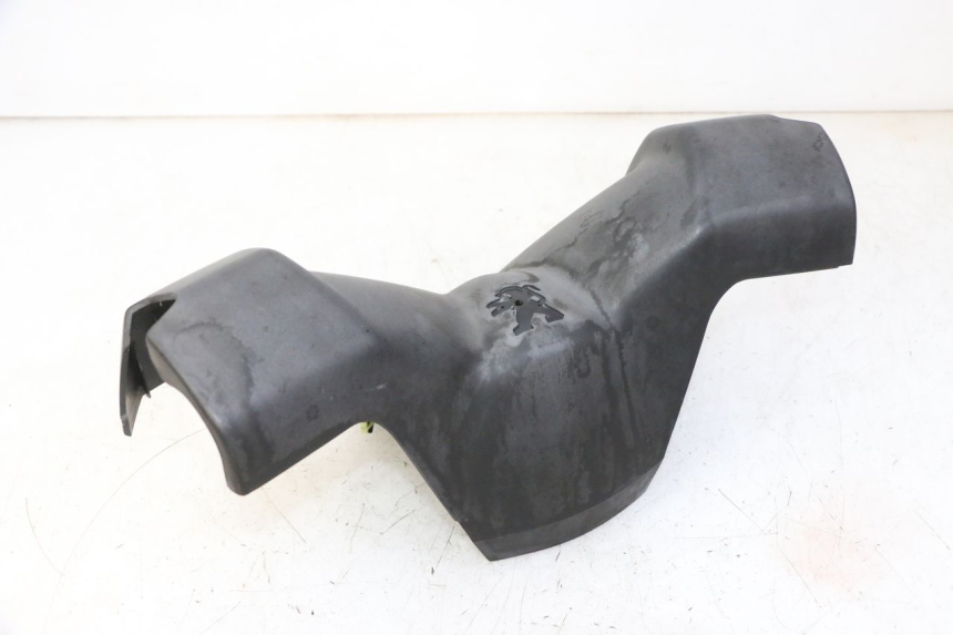 photo de OSŁONA KIEROWNICY PRZEDNIA PEUGEOT CITYSTAR 50 (2013 - 2017) - Stan powierzchni