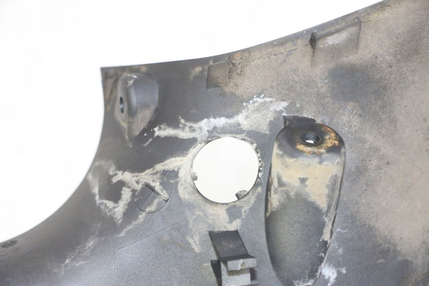 photo de OSŁONA KIEROWNICY PRZEDNIA YAMAHA CYGNUS X INJECTION 125 (2007 - 2013) - Zoom stanu zużycia