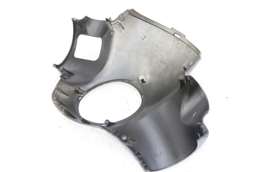 photo de OSŁONA KIEROWNICY PRZEDNIA DAELIM BESBI 125 (2007 - 2008) - Zbliżenie techniczne