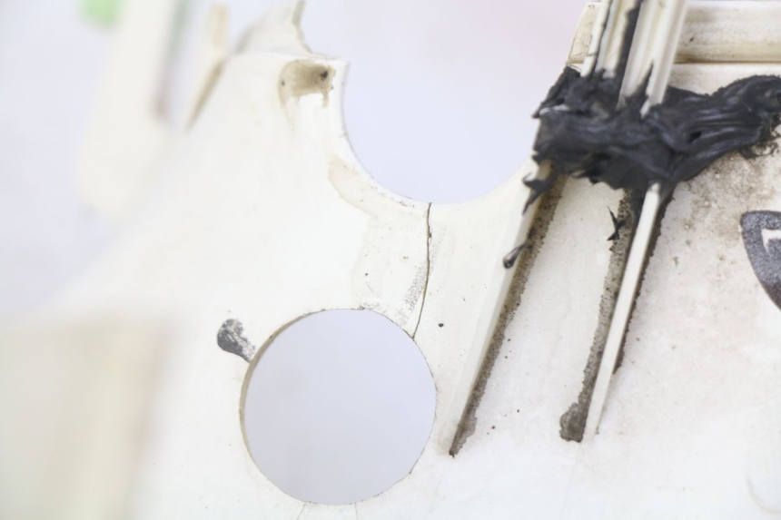 photo de OSŁONA KIEROWNICY PRZEDNIA PEUGEOT DJANGO 2T 50 (2014 - 2019) - Oznaczenia i referencje