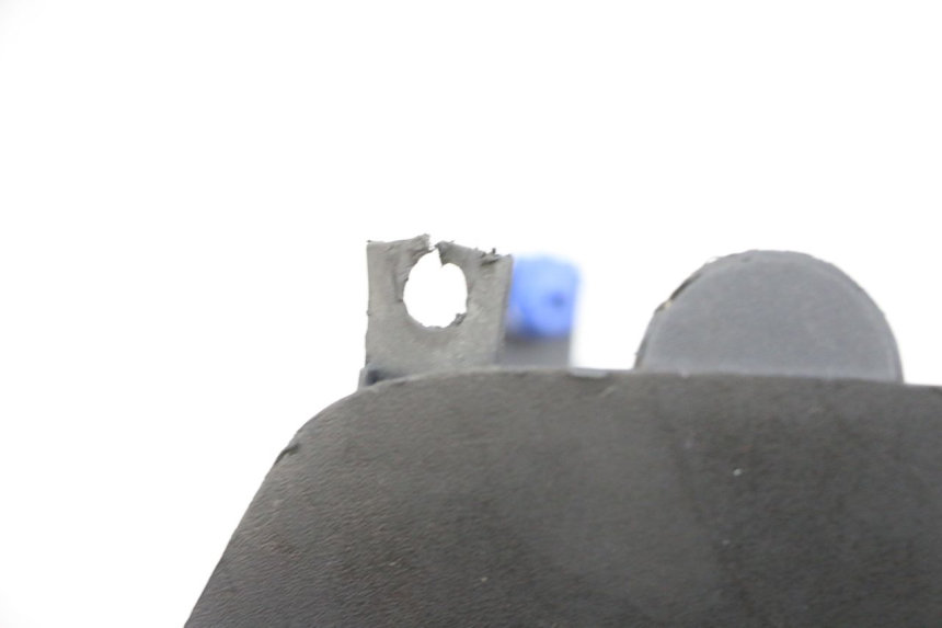 photo de OSŁONA KIEROWNICY PRZEDNIA PEUGEOT ELYSEO 125 (1999 - 2004) - Część sprawdzona