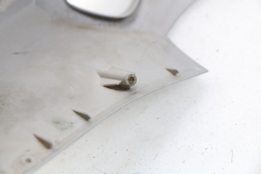 photo de OSŁONA KIEROWNICY PRZEDNIA HONDA FES PANTHEON 125 (2003 - 2007) - Inny kąt widzenia