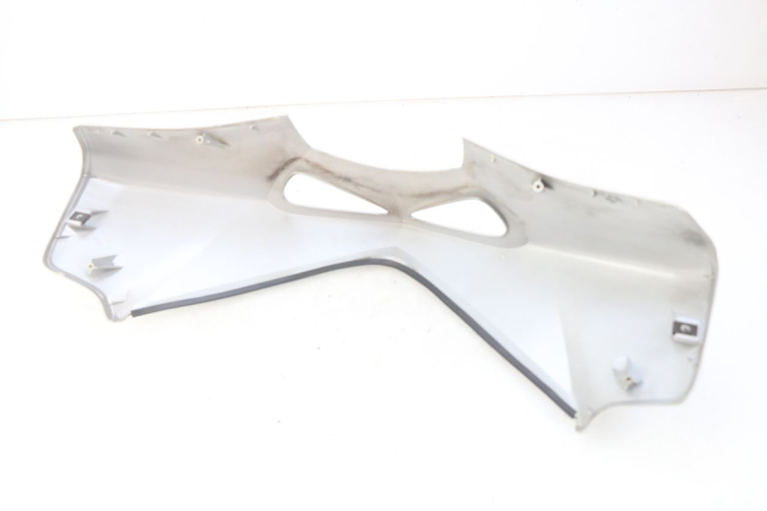 photo de OSŁONA KIEROWNICY PRZEDNIA HONDA FES PANTHEON 125 (2003 - 2007) - Inny kąt widzenia