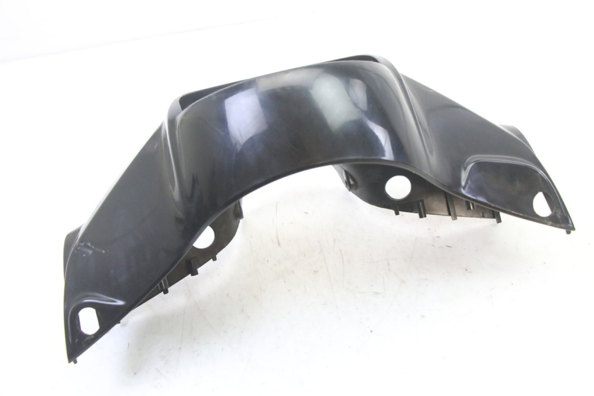 photo de OSŁONA KIEROWNICY PRZEDNIA SYM FIDDLE 2 S 125 (2012 - 2014) - Zbliżenie techniczne