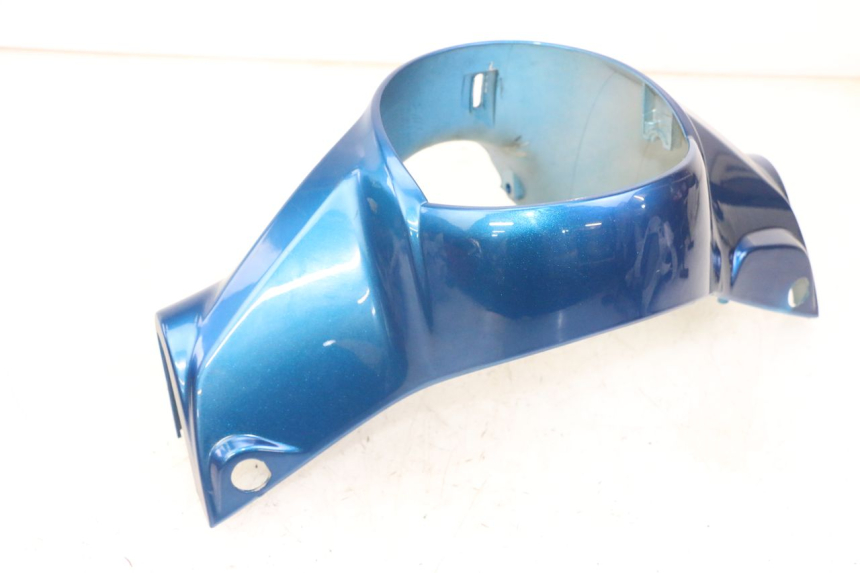 photo de OSŁONA KIEROWNICY PRZEDNIA SYM FIDDLE 125 (2008 - 2010) - Inny kąt widzenia