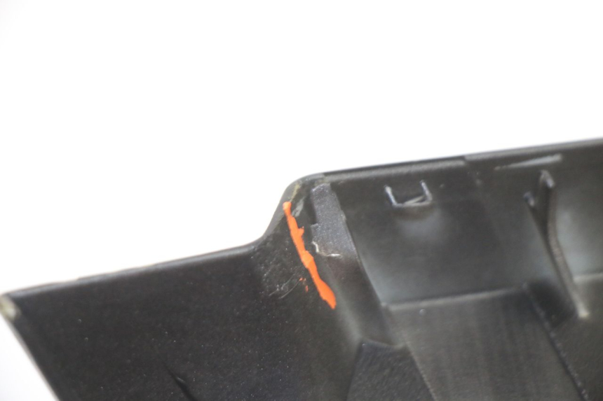 photo de OSŁONA KIEROWNICY PRZEDNIA VENESI FLY RETRO 4T 50 (2020 - 2025) - Widok produktu