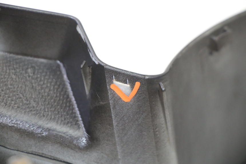 photo de OSŁONA KIEROWNICY PRZEDNIA VENESI FLY RETRO 4T 50 (2020 - 2025) - Oznaczenia i referencje